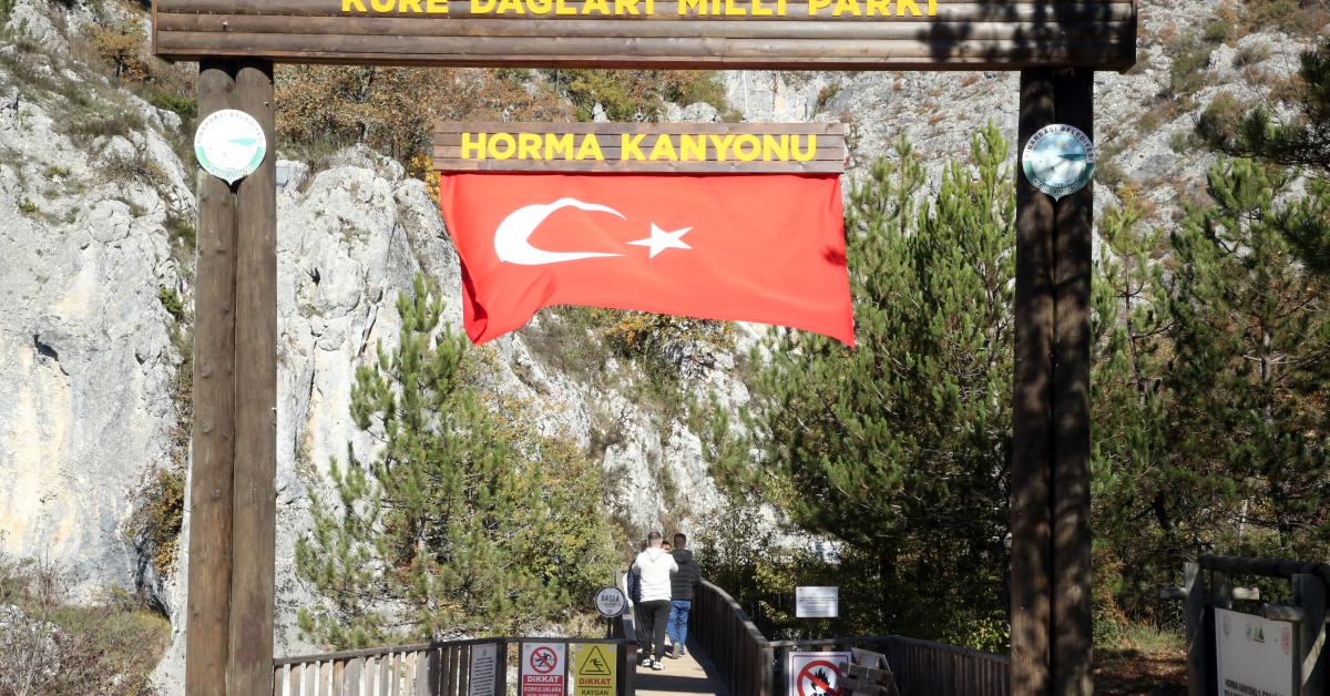 kastamonu pinarbasina yogun ilgili 300 bini asan ziyaret yapildi DguBIcdL.jpg