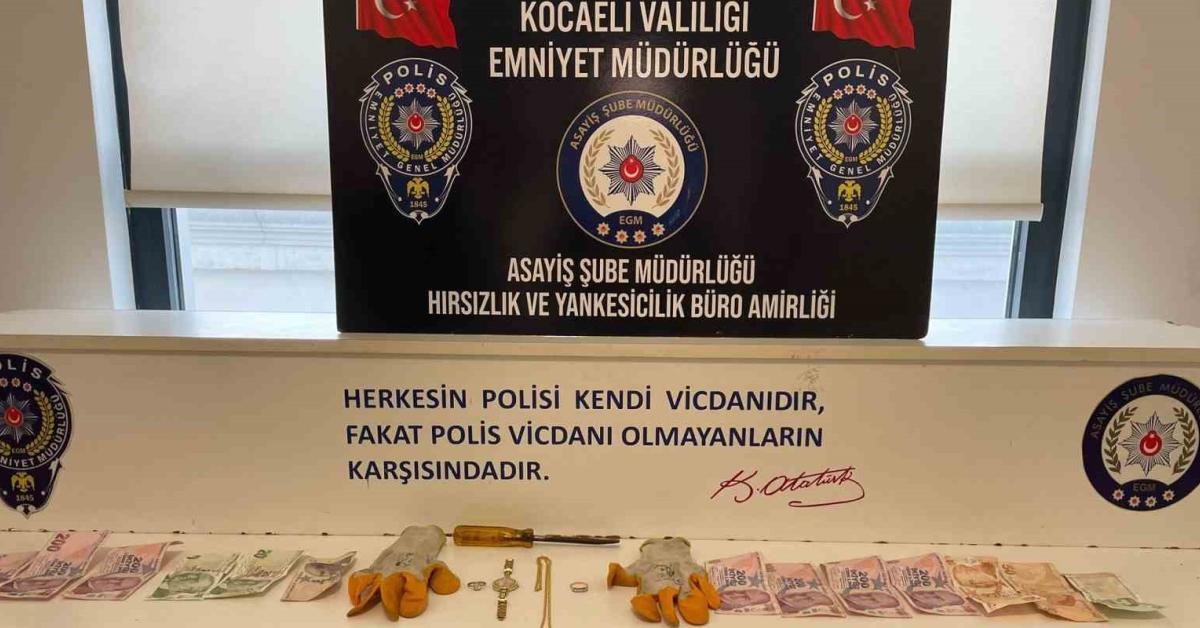 kocaeli cayirovada hirsizlik suphelisi yakalandi 140 bin liralik ziynet esyasi calinmis VmlAWKy3.jpg
