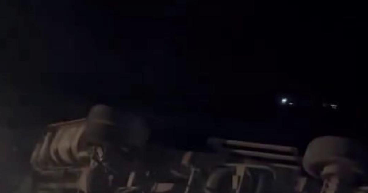 sakarya kaynarcada kamyon devrildi elektrik diregi yikildi pka2BDRe.jpg