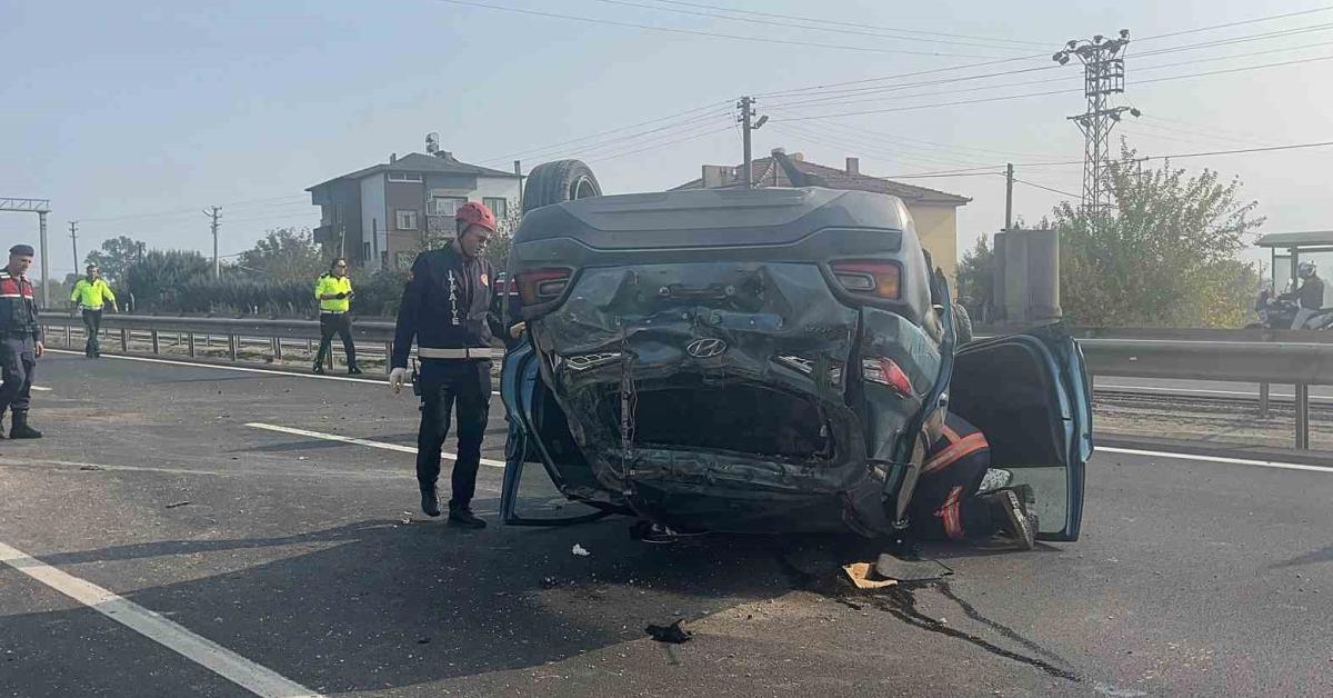 sakarya pamukovada d 650 uzerinde korkunc kaza 4sRRmhBT.jpg