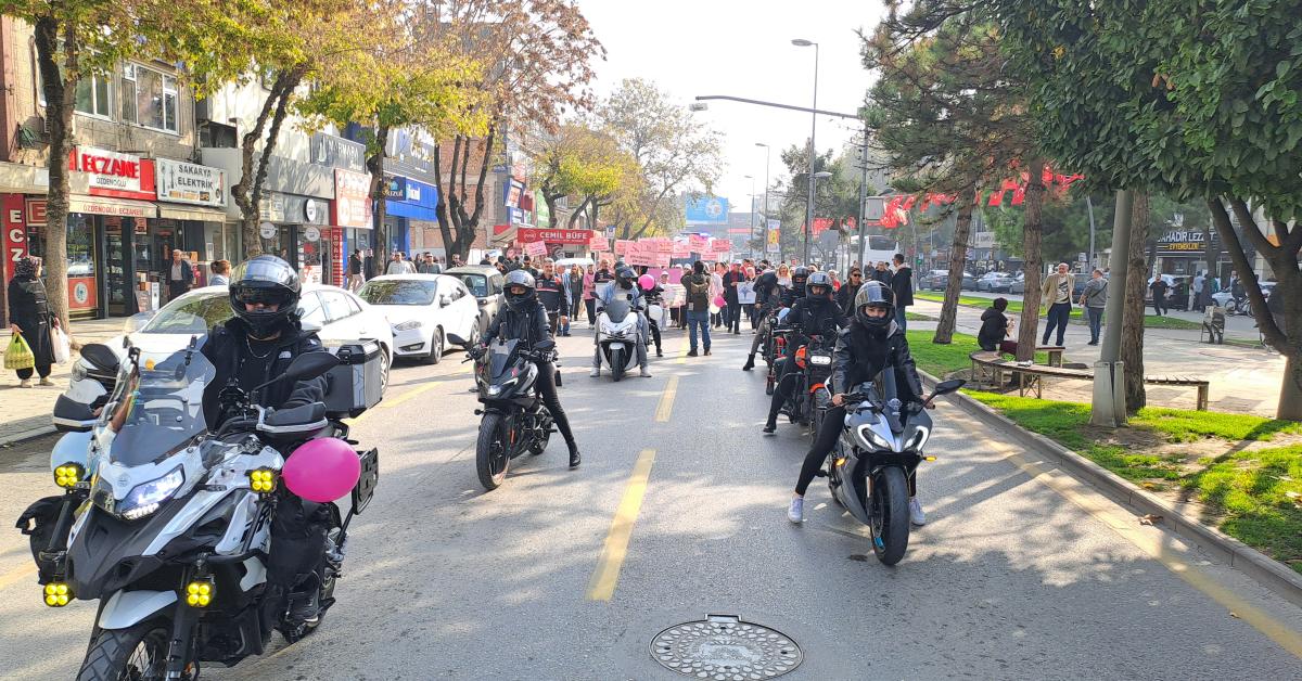 sakaryada kanserle mucadele icin yuruyus duzenlendi gO2Umi8E.jpg