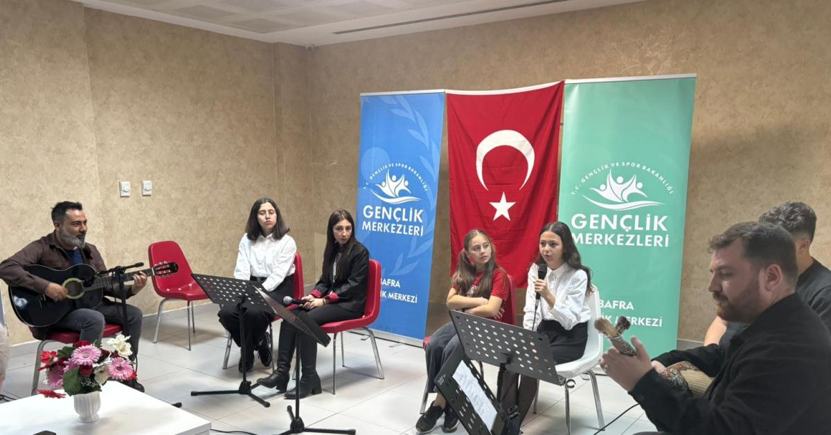 samsun bafrada gencler ve huzurevi sakinleri bulustu Yz8jq1A3.jpg