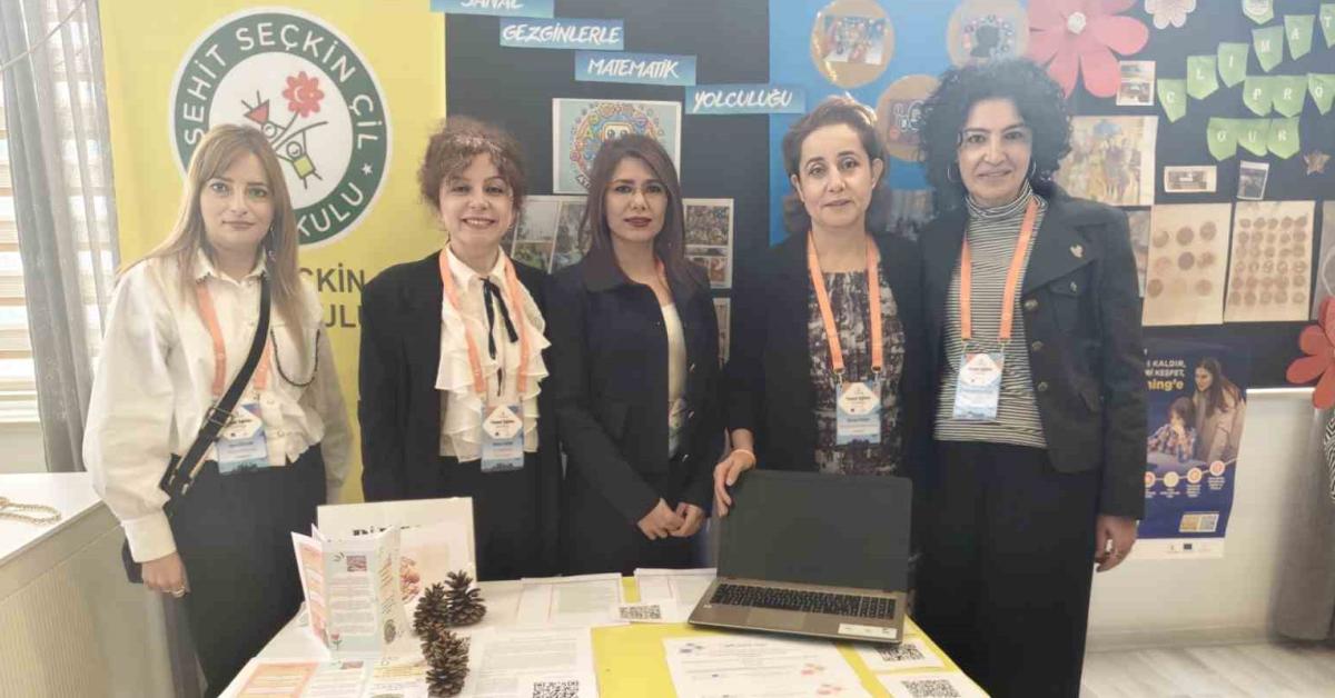 zonguldakta egitimde etwinning basarisi eDxrXRAA.jpg