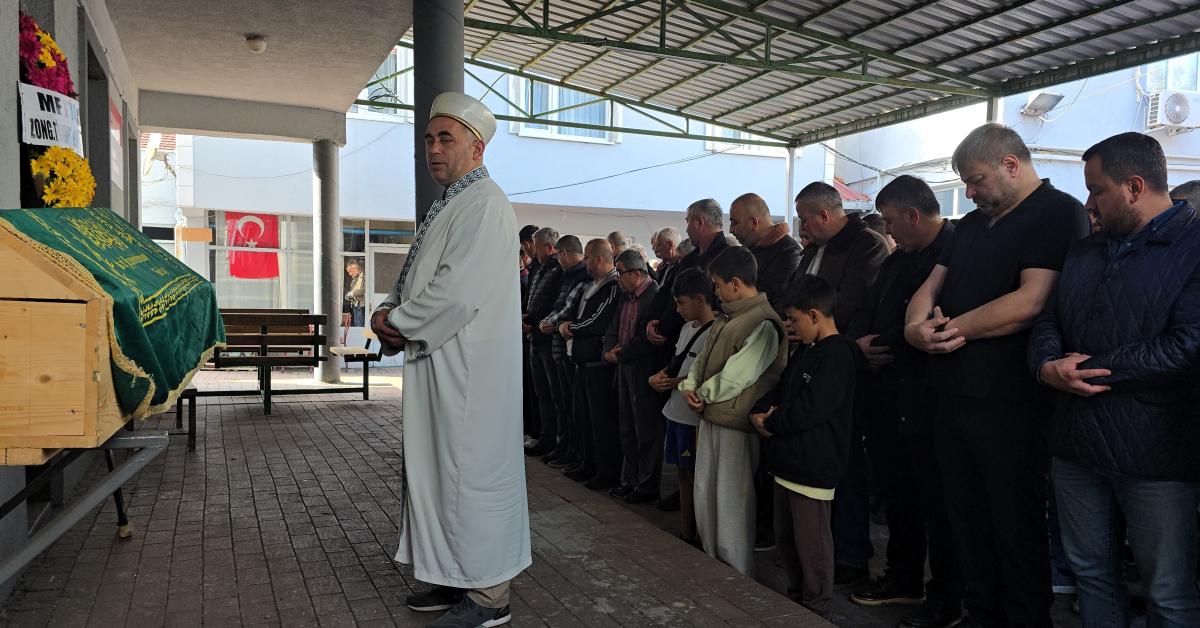 zonguldakta olu bulunan yasli adam son yolculuguna ugurlandi bvZYqky1.jpg