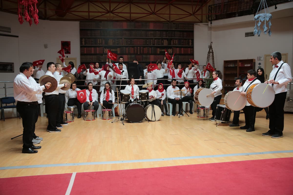 AA 20251202 39867571 39867570 OZEL BIREYLER HAYATIN RITMINI TUTUYOR (1)