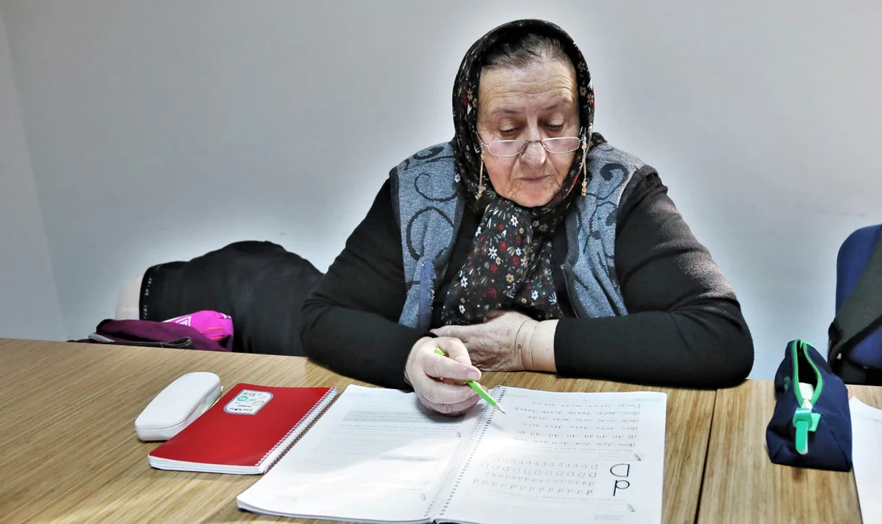 Ankara Keçiören'de Okuryazarlık Eğitimi Veriliyor