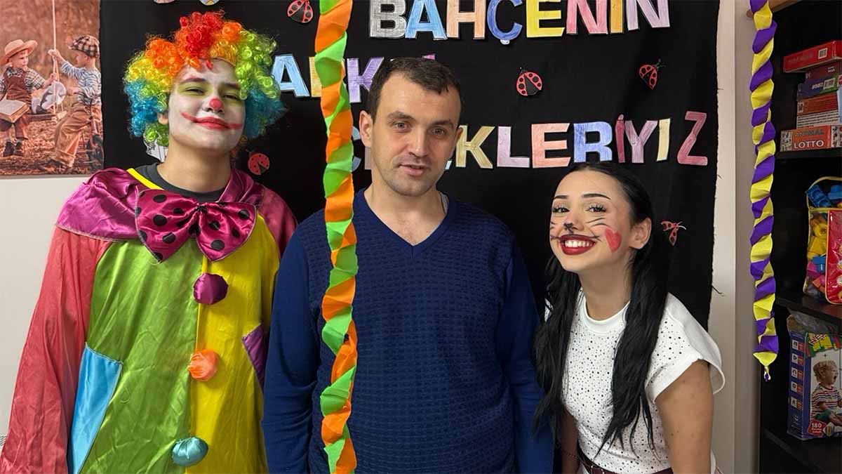 Gerede'de Üniversiteli Kızlar Takdir Topladı!3