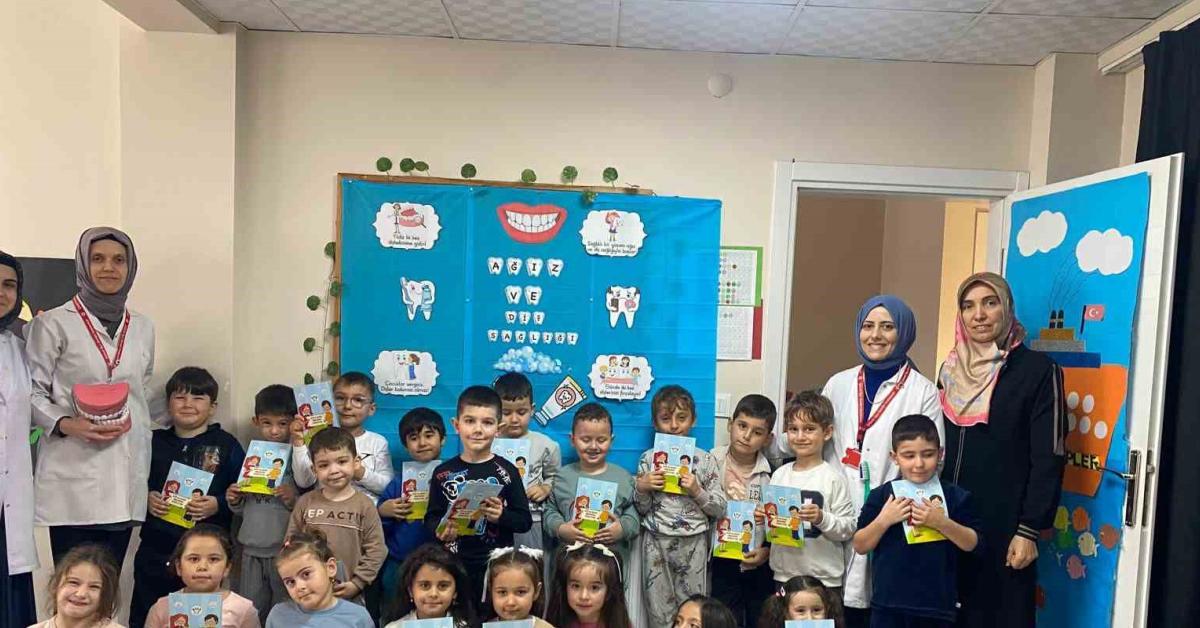 duzcede cocuklara agiz ve dis sagligi anlatildi UN8g3MbH.jpg