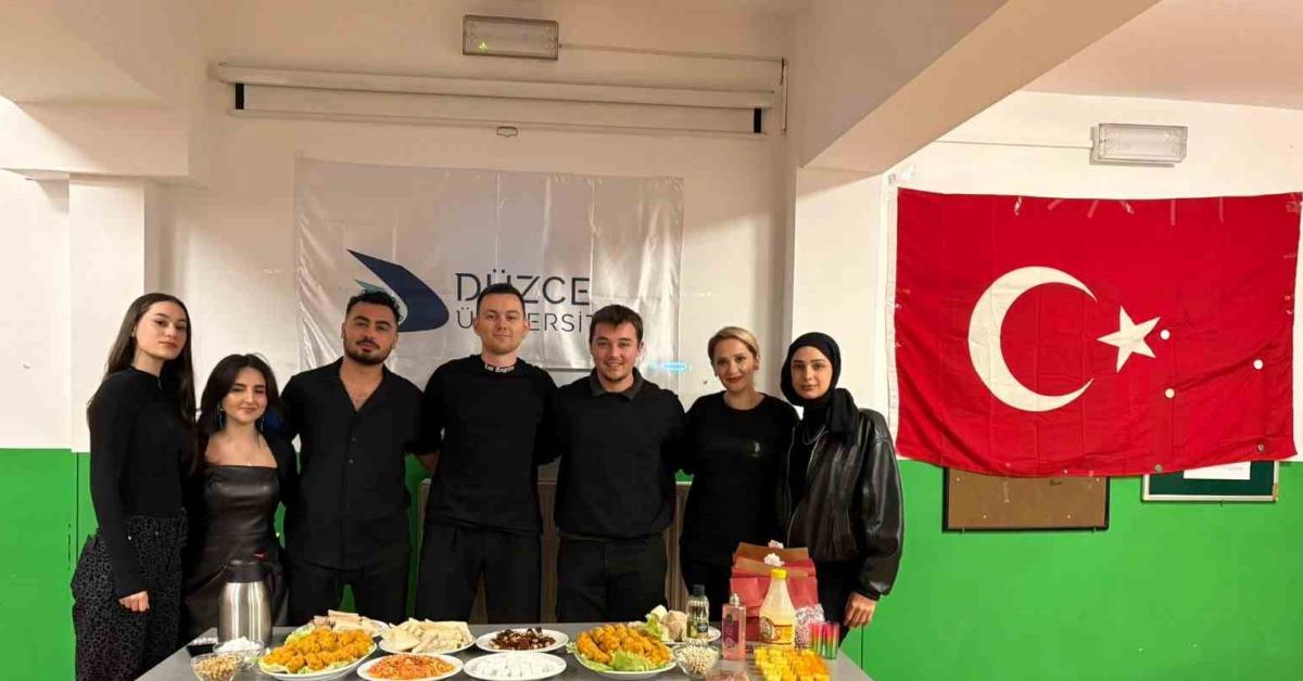 duzcede yoga ile surdurulebilirlik egitimi genclik farkindaligi arttiriliyor QV7QpPX5.jpg