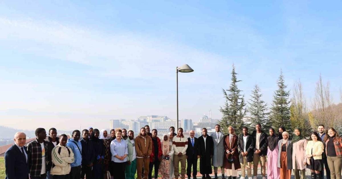 duzcedeki ruandali ogrenciler rektorle bulustu Rw7lZjPM.jpg