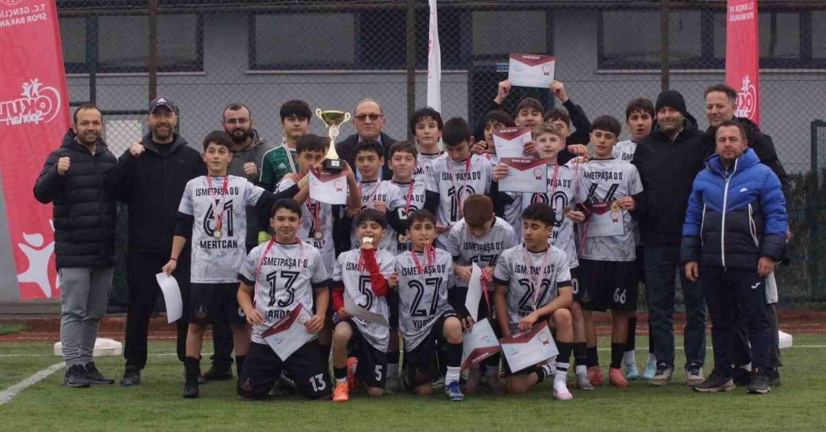 duzcenin yildiz erkekler sampiyonu belli oldu gLJs2ySu.jpg