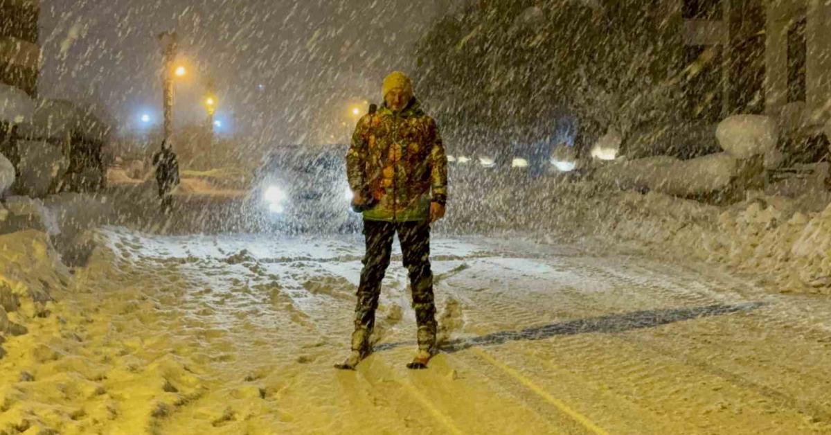 karabuk safranbolu sokaklarinda kayak yapti sJ1khCU2.jpg