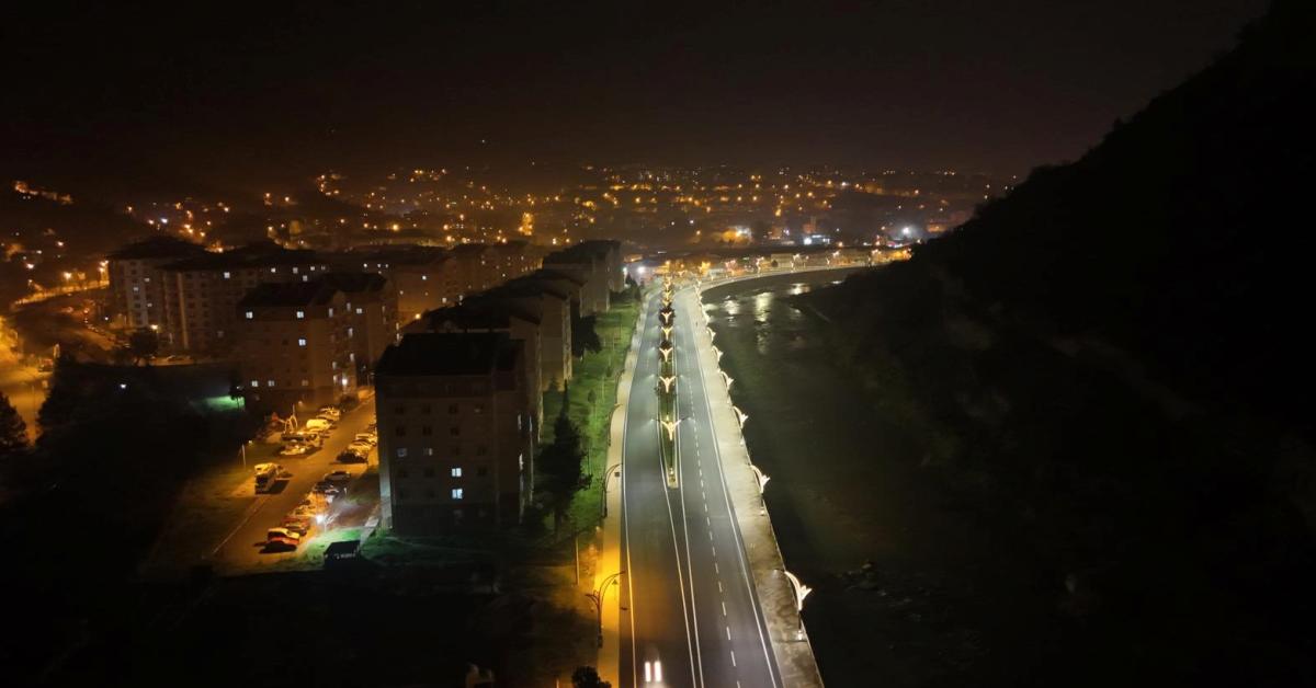 karabukte yenilenen caddeler ile sehir estetigi artiyor 2cubtbT2.jpg