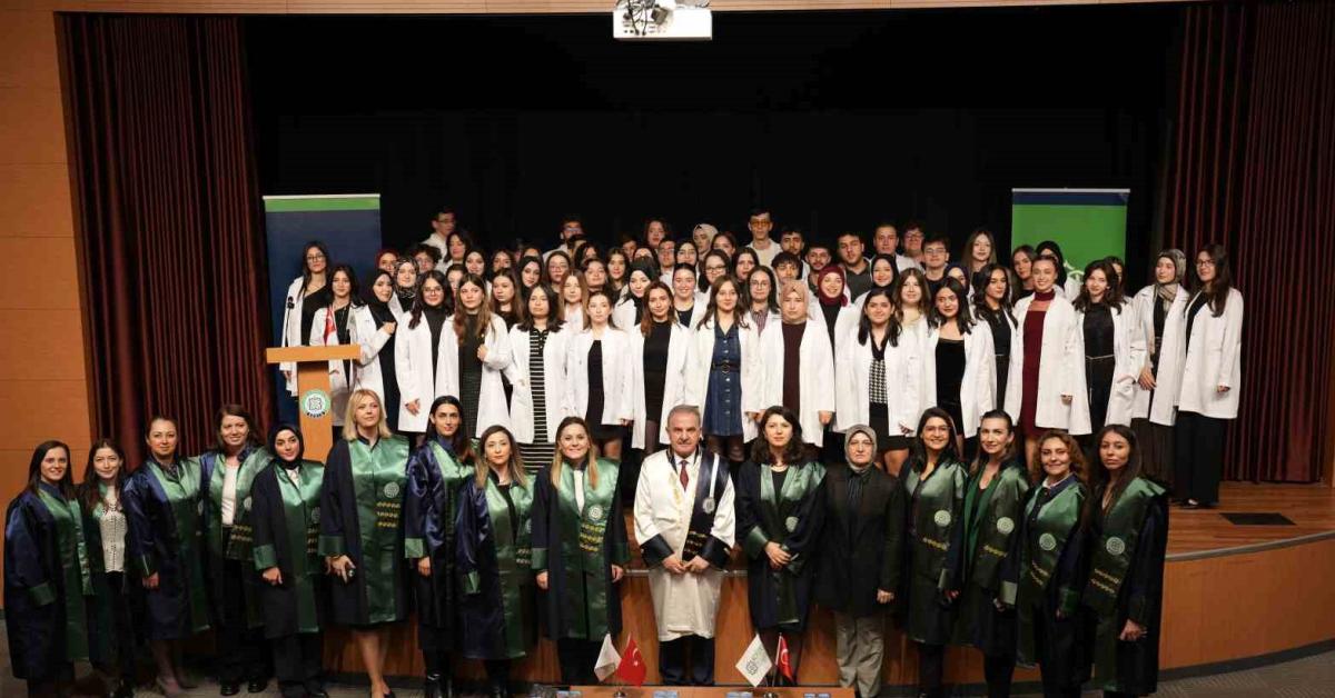 kocaelide genc saglikcilardan ilk adim beyaz onluk heyecani LlwwIKcQ.jpg