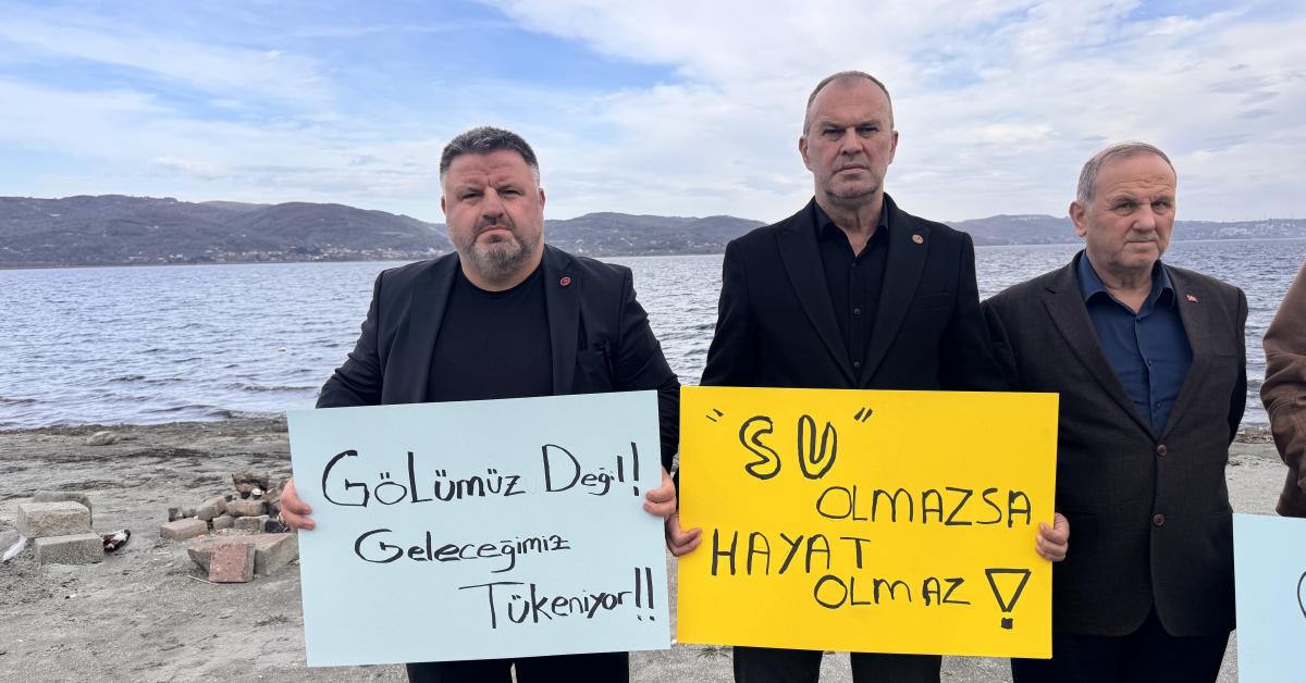 sapanca golunde su krizi muhtarlar golun korunmasi icin harekete gecti nzfBY9aK.jpg