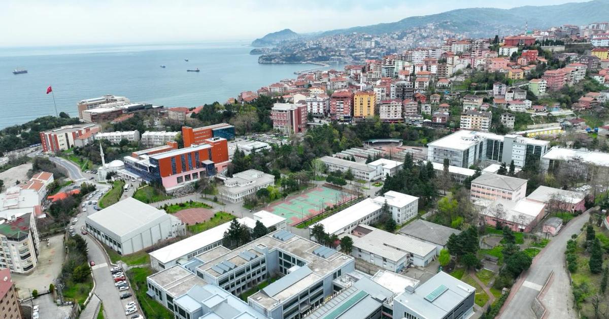 zonguldak beundan dikkat ceken basari 2Hr6bb6H.jpg