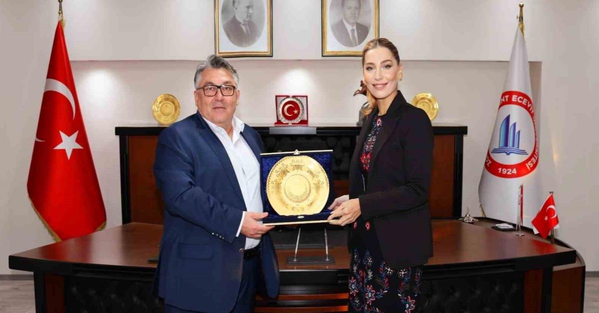 zonguldakta finansal okuryazarlik ve dijital guvenlik ele alindi PmHlQD55.jpg