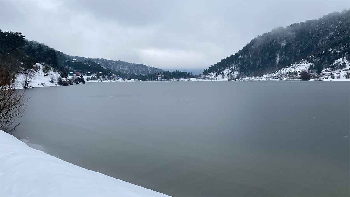 Bolu’da Göl Buz Tuttu2