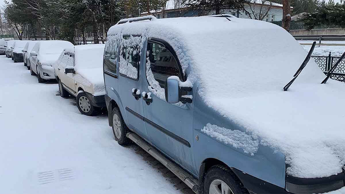 Bolu’da Kar Geri Döndü2