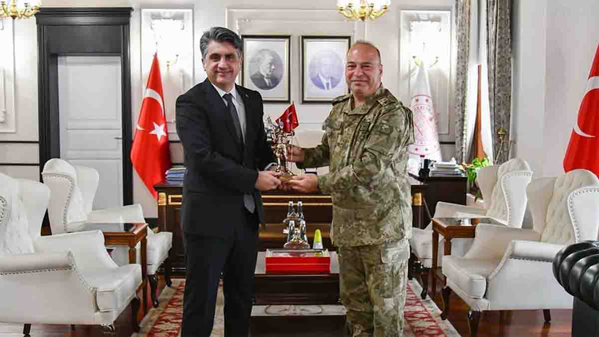 Bolu’da Yeni Garnizon Komutanı Göreve Başladı