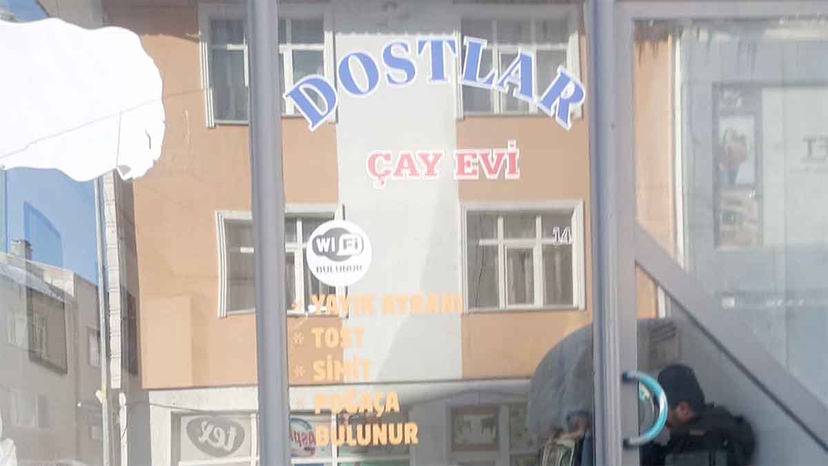 Dostlar Çay Evi