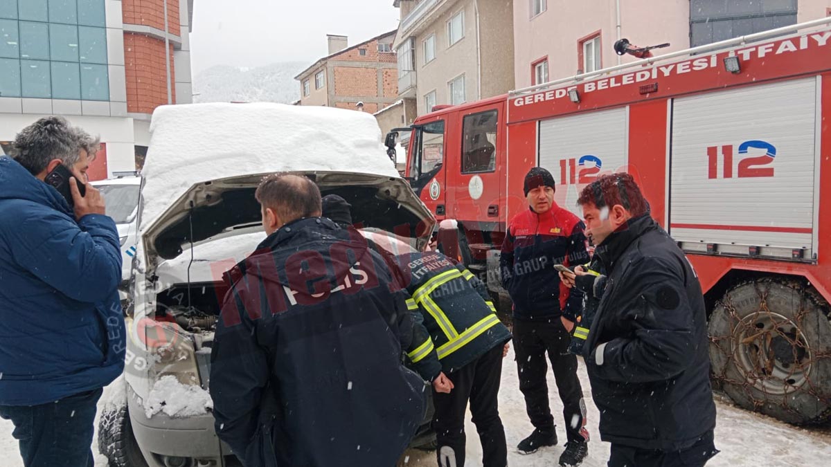 Gerede'de minibüs yangını