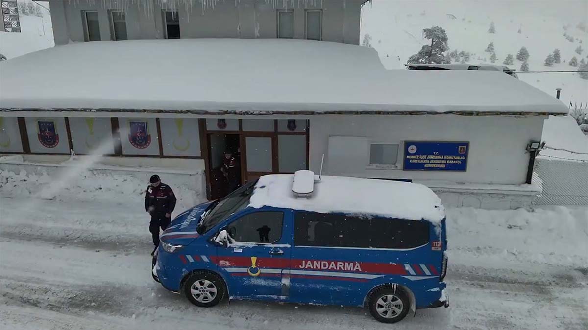 Jandarma Kartalkaya’da Güvenlik İçin Sahada