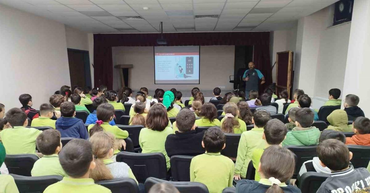 duzcede saglikli gelecek icin cocuklara egitim verildi I583zcaY.jpg