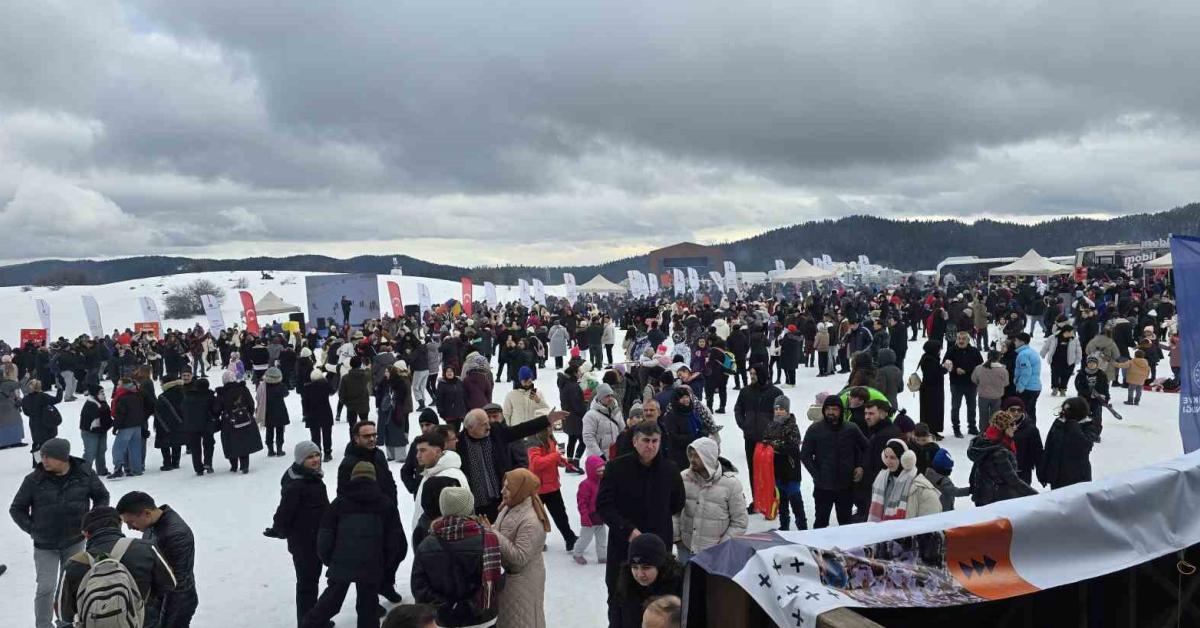 karabukte keltepe kayak festivali coskuyla gerceklestirildi FCbqG6ne.jpg