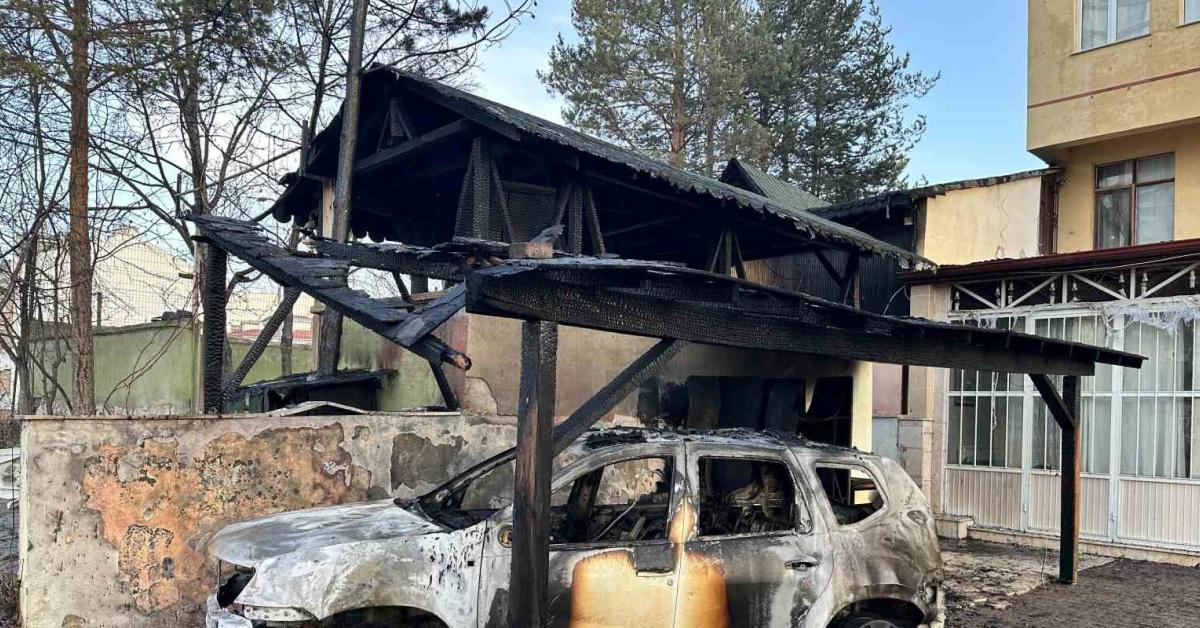 kastamonuda ortalik yanginla alevlendi cip ve is yeri zarar gordu mvyrZ2EE.jpg