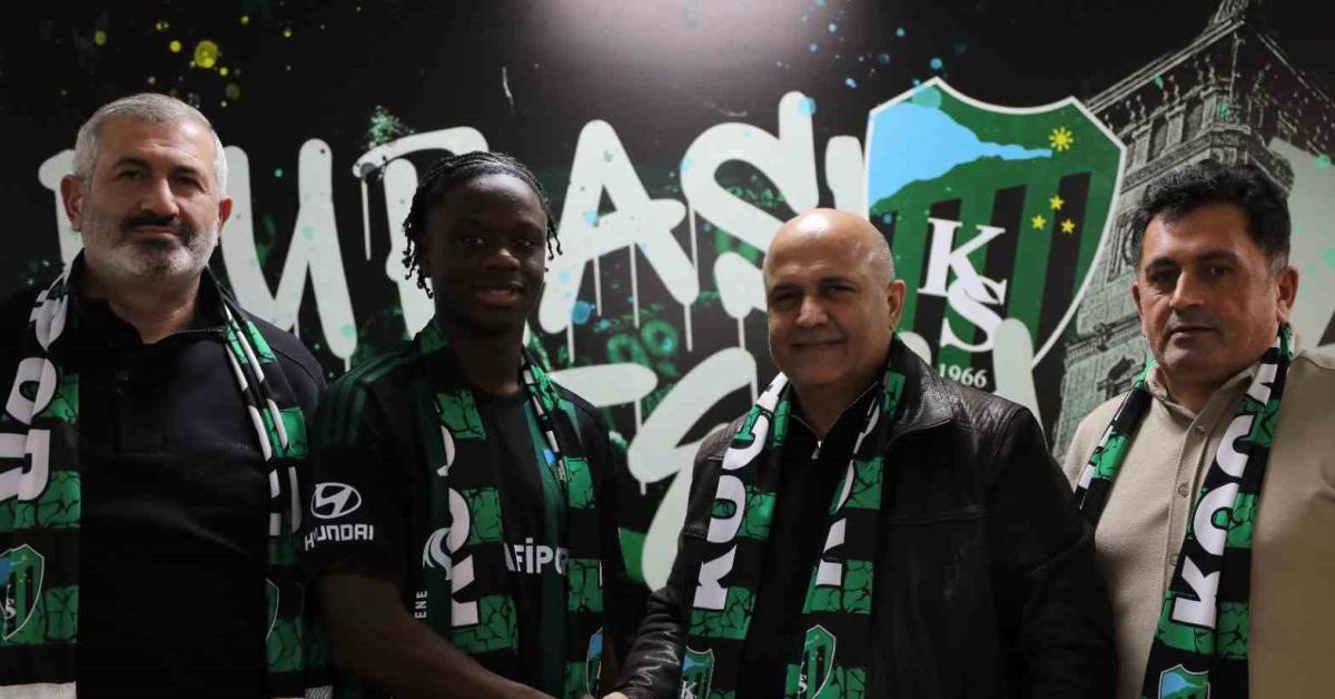 kocaelispordan manchester city hamlesi genc oyuncu imzayi atti IQquKp28.jpg