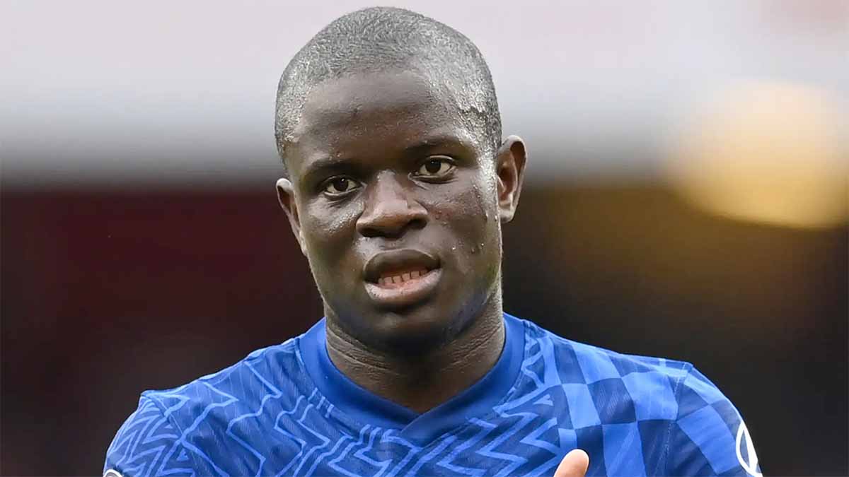 Fenerbahçe’de N’Golo Kante Krizi Fenerbahçe, N’Golo Kanté ve Youssef En-Nesyri transferleri hakkında resmi açıklama yaptı. İşte transferin iptal olma nedeni haberimizde.