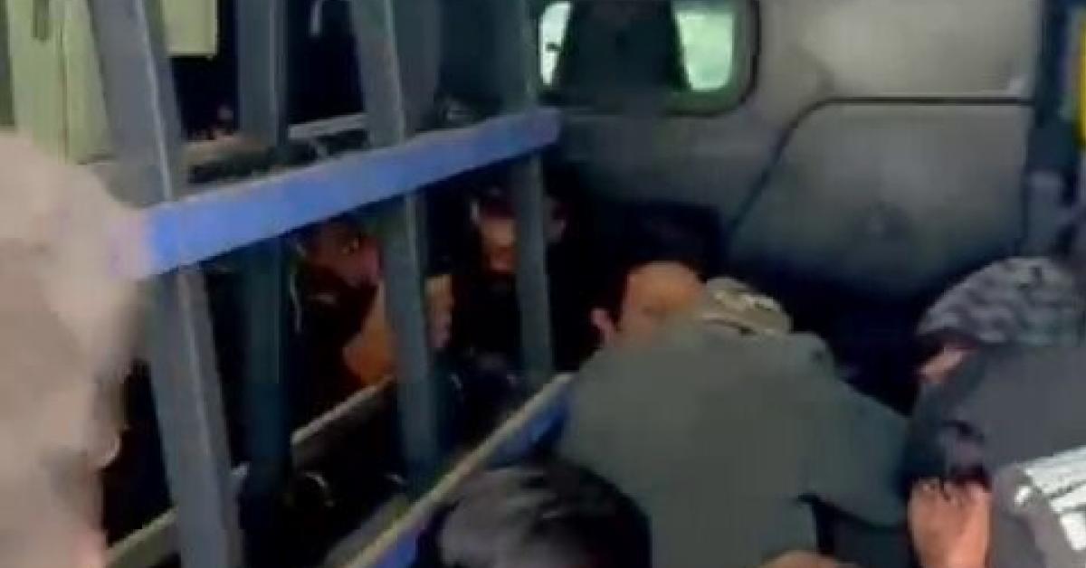 sakarya hendekte duzensiz gocmen operasyonu 20 kisi yakalandi MLKImiFi.jpg