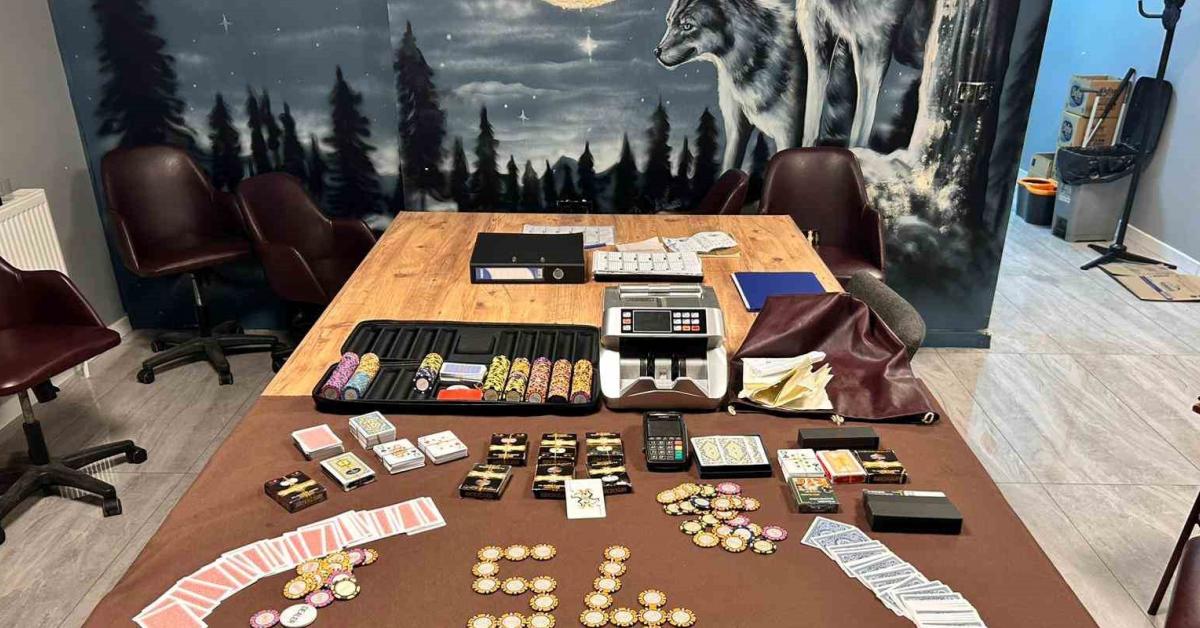 sakaryada kumar operasyonu 19 kisi gozaltina alindi bp4t7hen.jpg