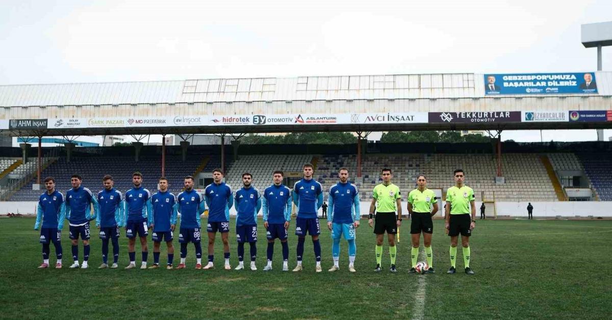 yeni mersin idman yurdu maca cikmadi gebzespor hukmen galip geldi TQKXwDvf.jpg
