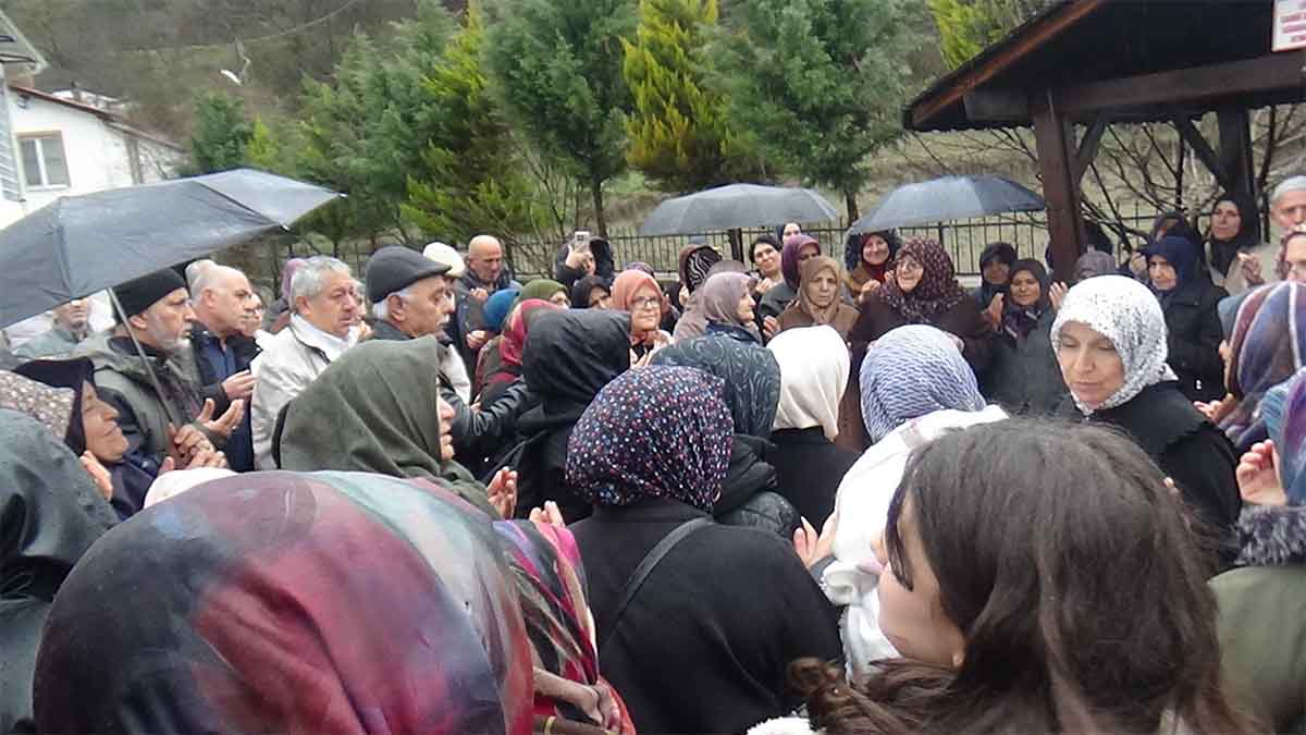 Bolu'da Umreciler Kutsal Topraklara Yolcu Edildi 2