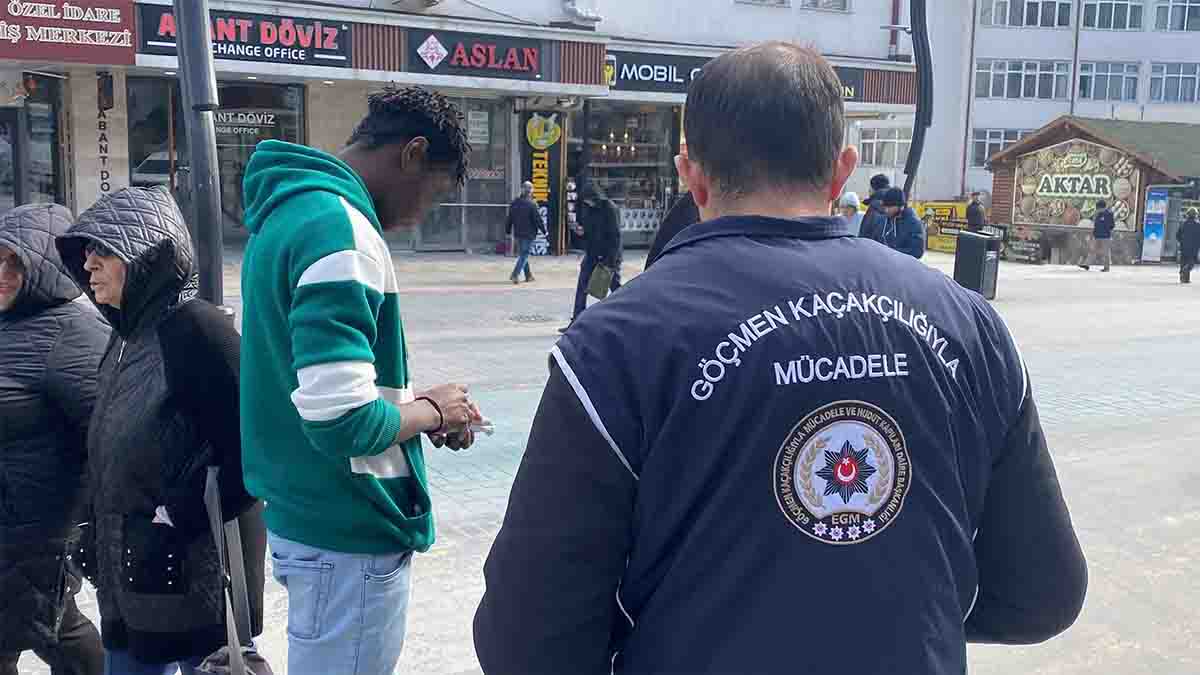 Bolu’da Yabancı Uyruklular Tek Tek Kontrol Edildi