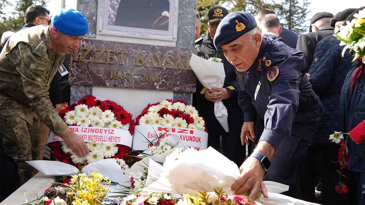 Bolu’nun Babası Mezarı İzzet Baysal
