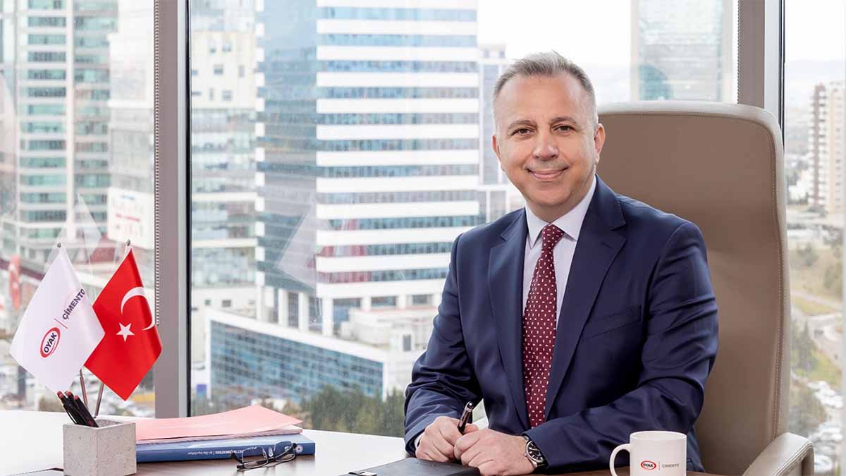 OYAK Çimento Genel Müdürü Murat Sela