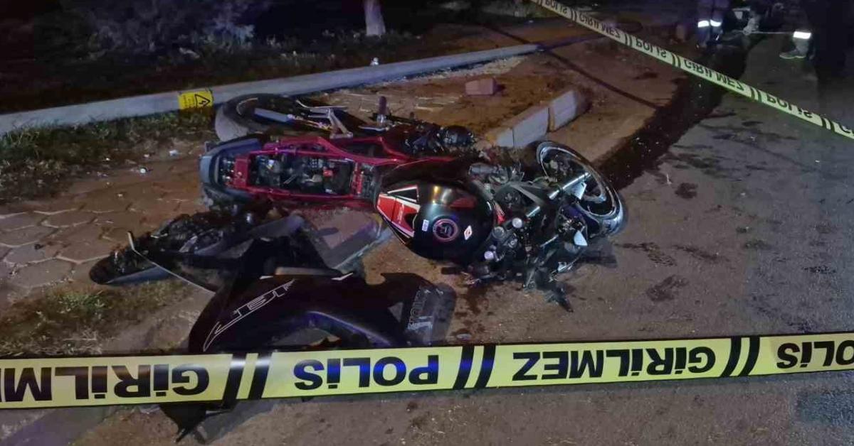 aci motosiklet kazasi genc surucusu hayatini kaybetti n5Yr6eLS.jpg