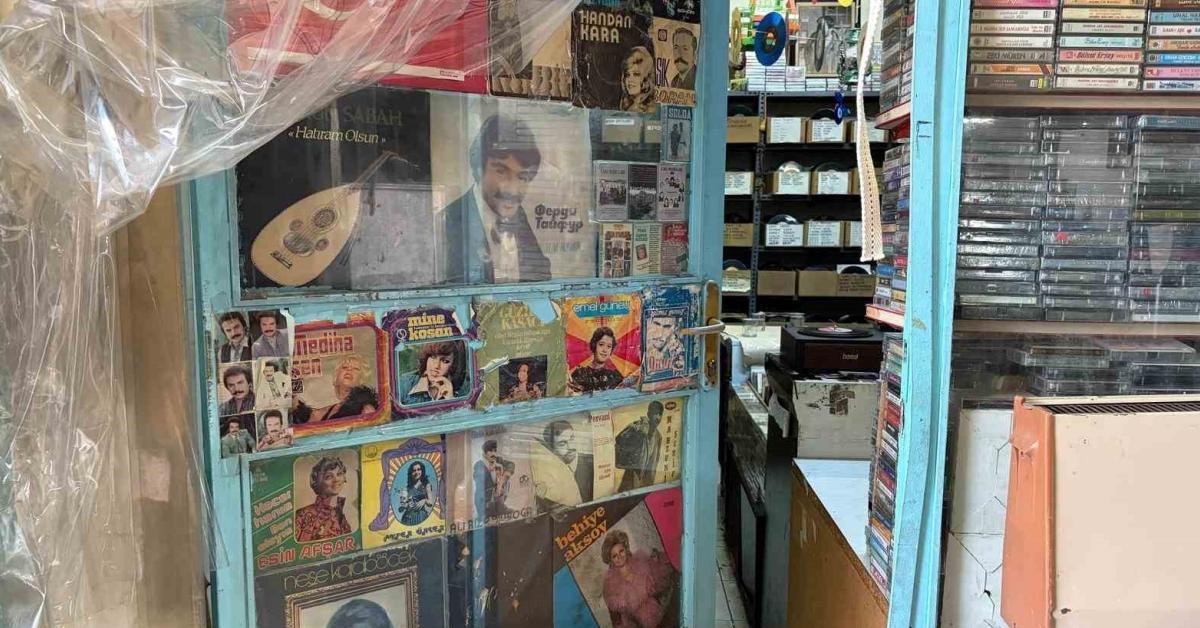 ankarada 20 yildir plak ve kaset kulturunu yasatiyor w7hRmnmf.jpg
