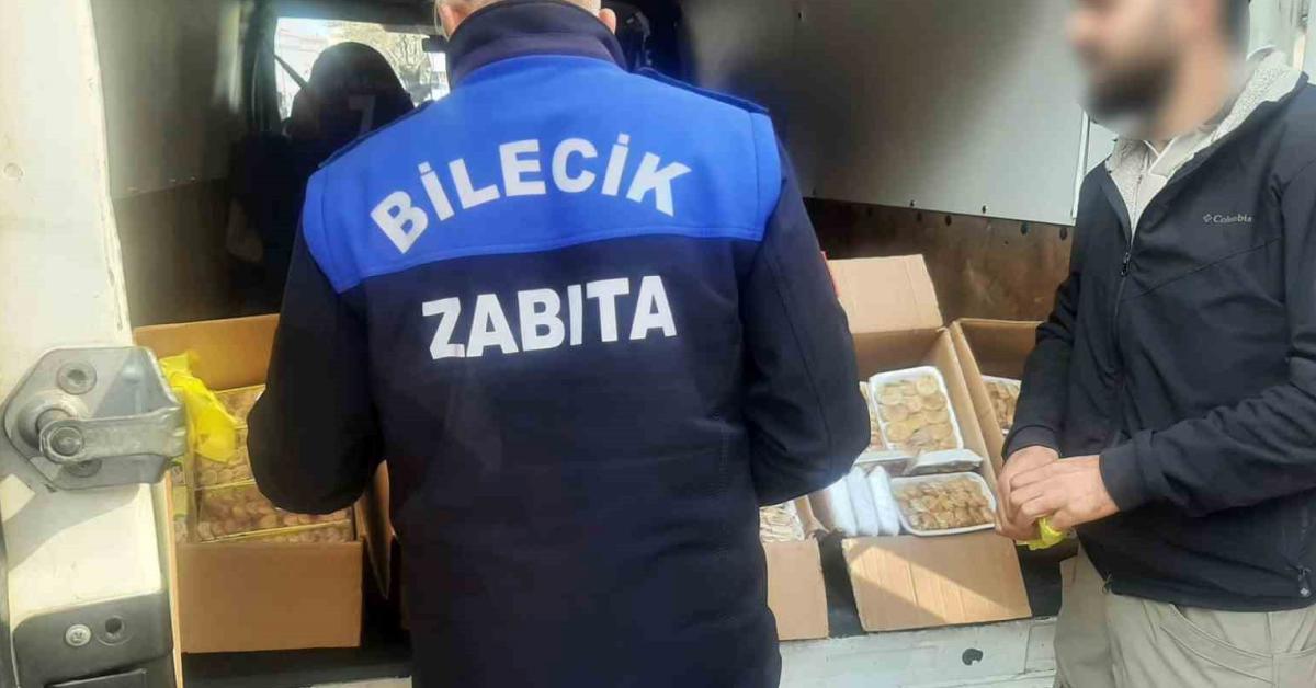 bilecikte tarih degistiren seyyar saticiya sucustu QLDJJHdv.jpg