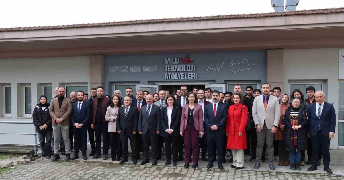 duzcede milli teknoloji atolyesi acildi KH9cJzFl.jpg