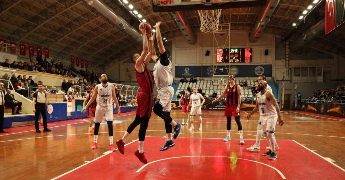 kagitspor gaziantep basketbolu gecemedi 6RCA2PAX.jpg