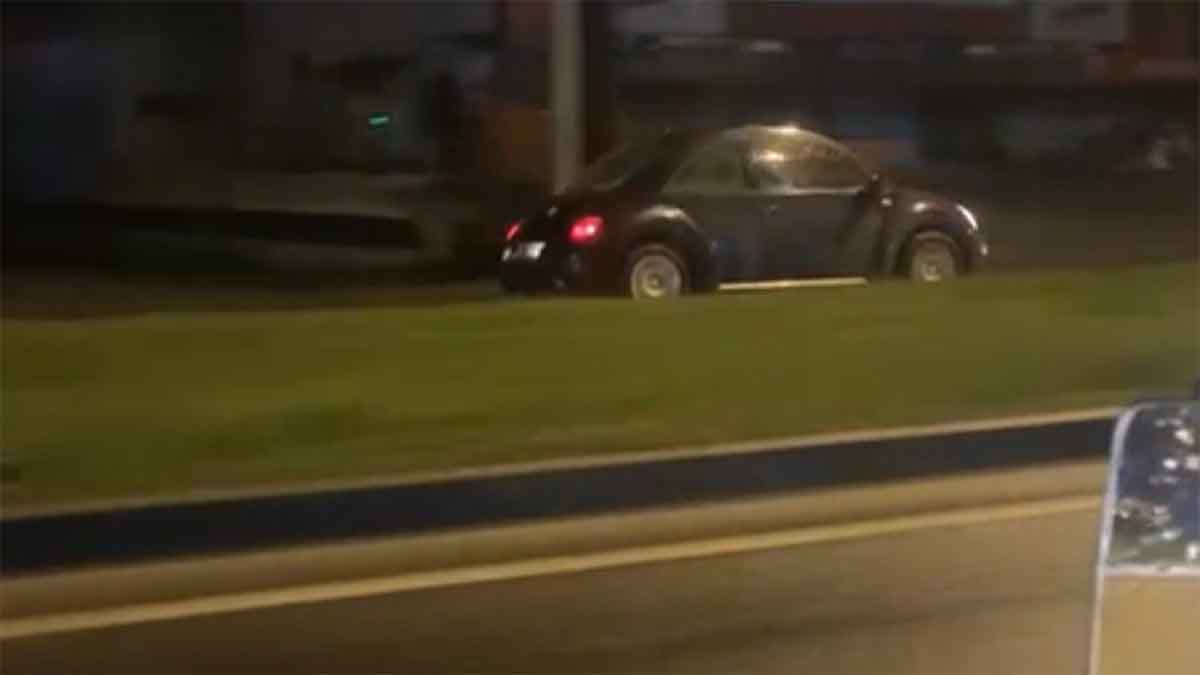 2 Otomobil Ters Şeritte Kilometrelerce Gitti