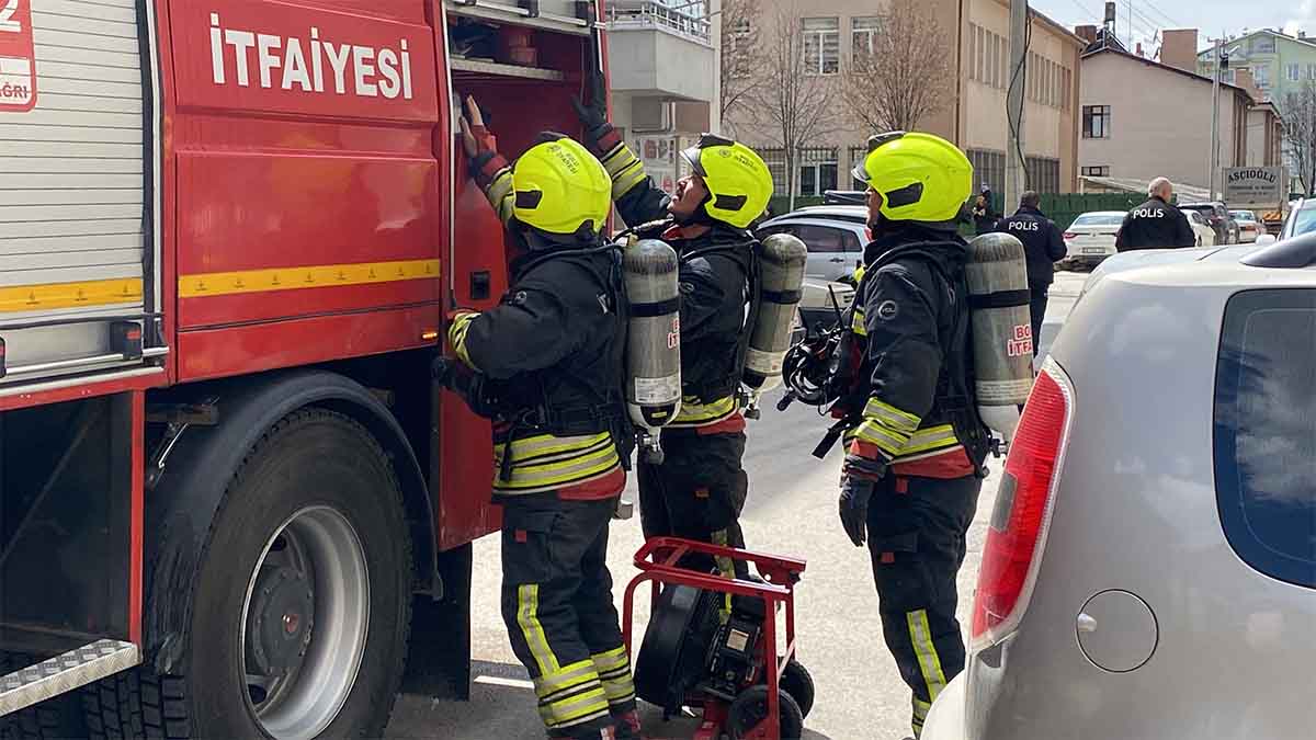 Bolu’da Saç Kurutma Makinesi Yangın Çıkardı 3
