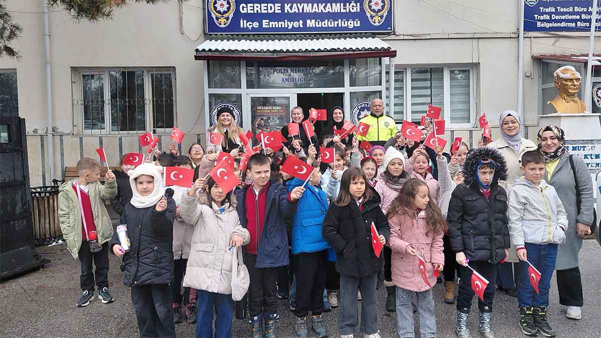 Gerede’de Minik Öğrencilerden Anlamlı Ziyaret 3