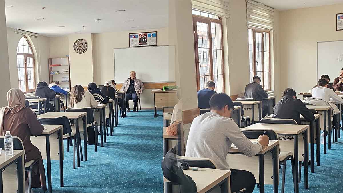 Gerede'de Ücretsiz Umre Fırsatı 2