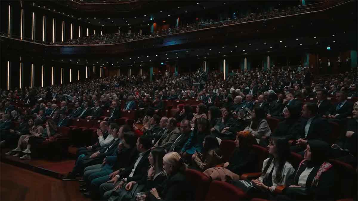 Geredeli İsim Yönetti