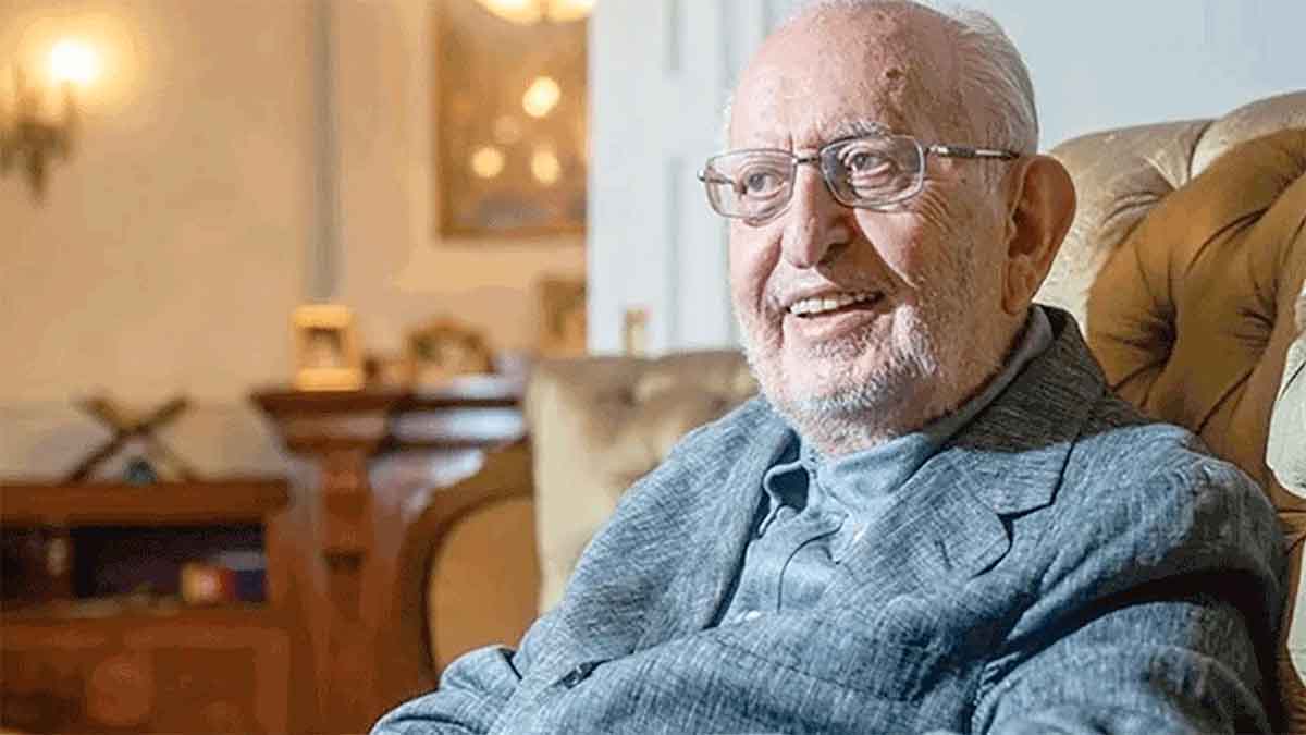 Hüsamettin Cindoruk Kimdir Hüsamettin Cindoruk hayatını kaybetti. Hüsamettin Cindoruk kaç yaşındaydı ve kimdir soruları gündemde. Detaylar haberimizde